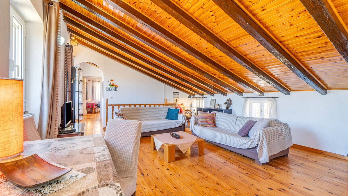 Old Town Apartment | Apartment 'In The Heart Of Corfu' with Wi-Fi and Air Conditioning