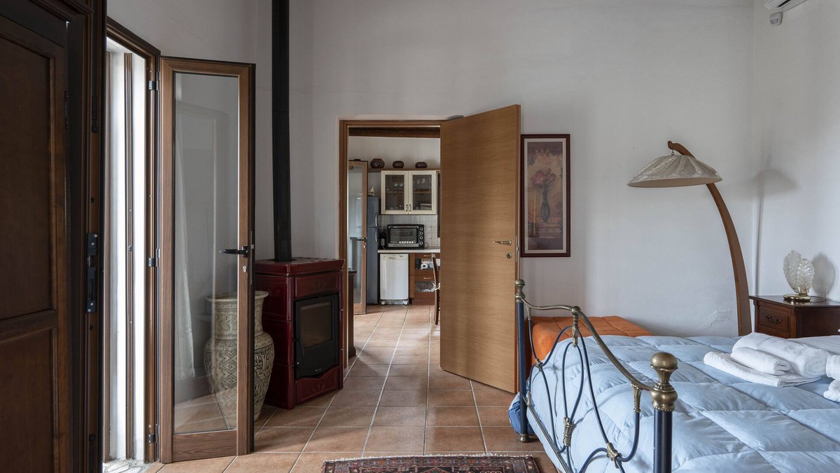 Reitano House | Apartment in two-room villa called Lipari 4/5 beds