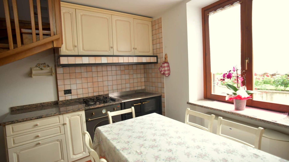 Campodenno House | Apartment in Val di Non, at the foot of the Dolomites