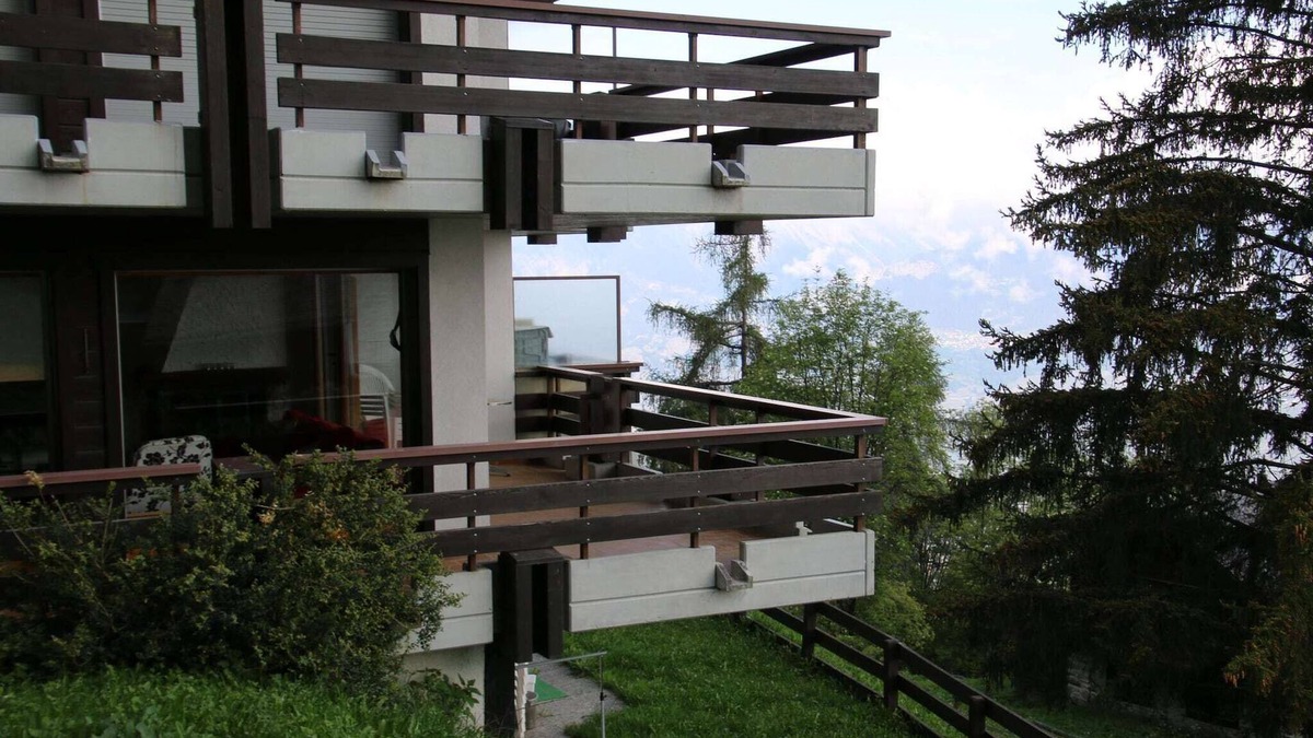 Sion Apartment | Apartment in Veysonnaz near Cable Car