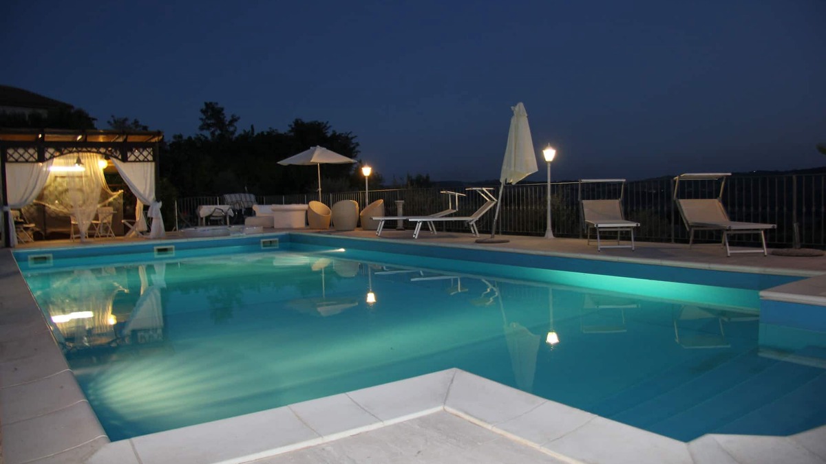 Case Alte Apartment | APARTMENT IN VILLA WITH POOL IN THE SALT, HEATED, SPECTACULAR VIEW !