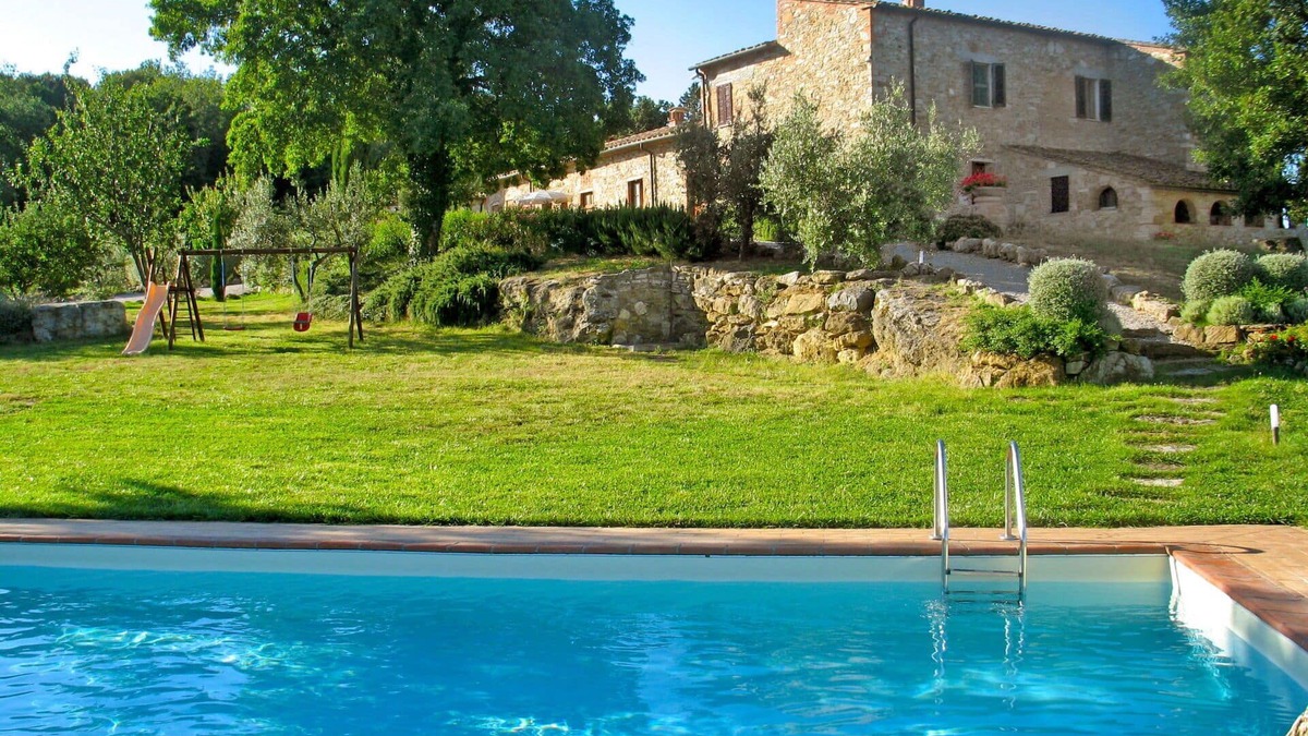 Gambassi Terme Villa | Apartment in villa with pool, A/C, WIFI, TV, terrace, panoramic view, close to San Gimignano