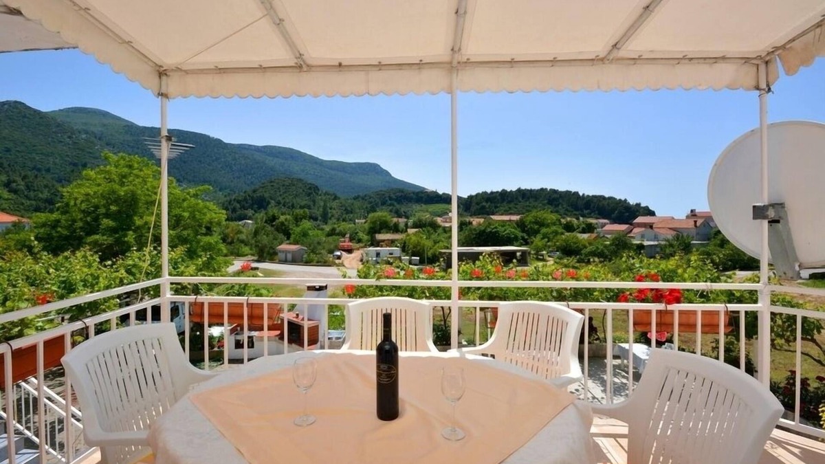 Zuljana Apartment | Apartment in Žuljana with Seaview, Terrace, WIFI, Dishwasher (3558-2)