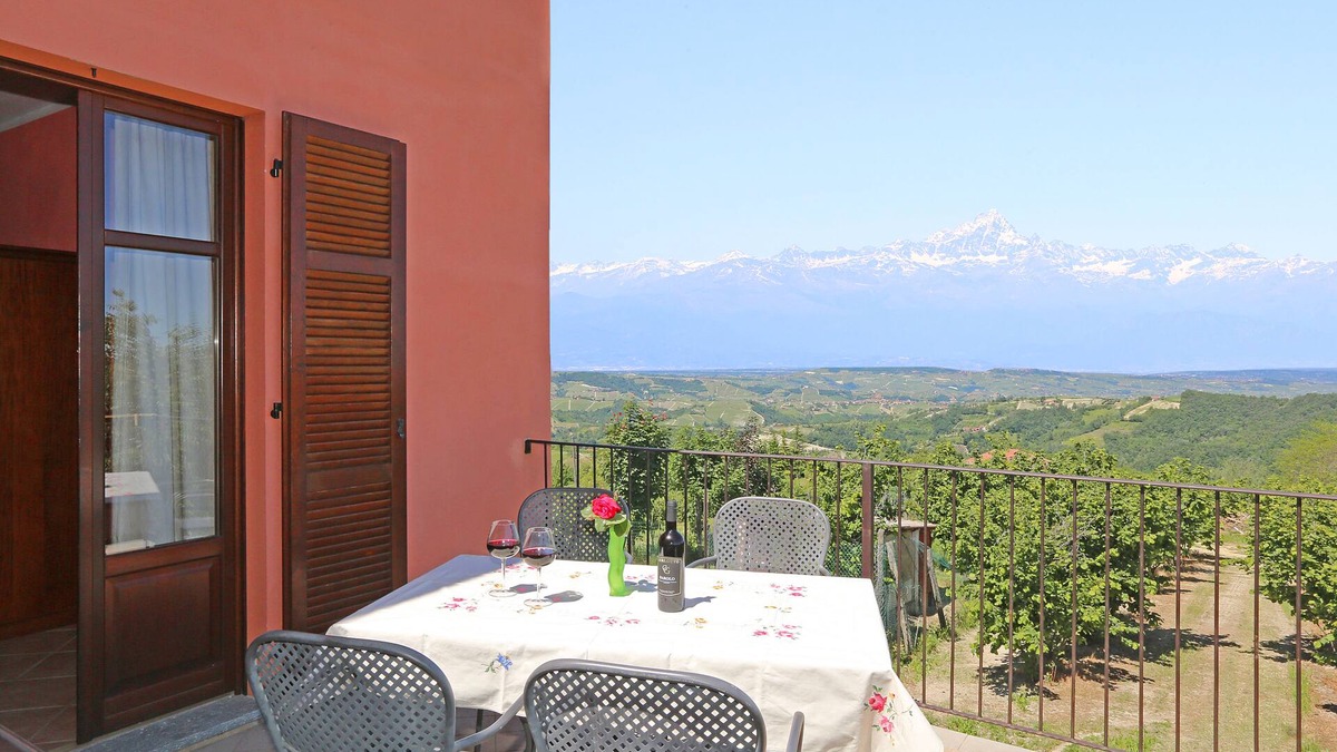 Albaretto della Torre Other | Apartment in farmhouse in the heart of the Langhe, near Barolo
