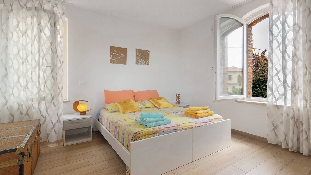 Castelnuovo del Garda Apartment | Apartment 'Pozzo Dei Desideri Asia' with Wi-Fi and Air Conditioning