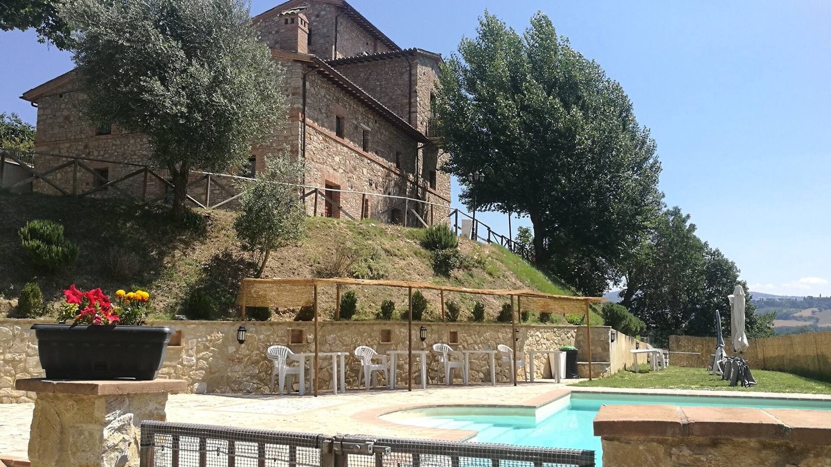Fratta Apartment | Apartment Iris 3 Bedrooms,2 Bath, Living Room 10 Pax