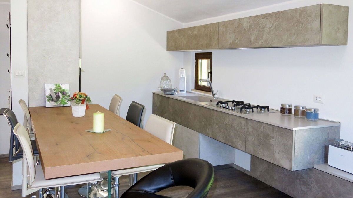Cologna Spiaggia Villa | Apartment in villa with A/C, hot tub, pool, WIFI, TV, patio, pets allowed, panoramic view, parking