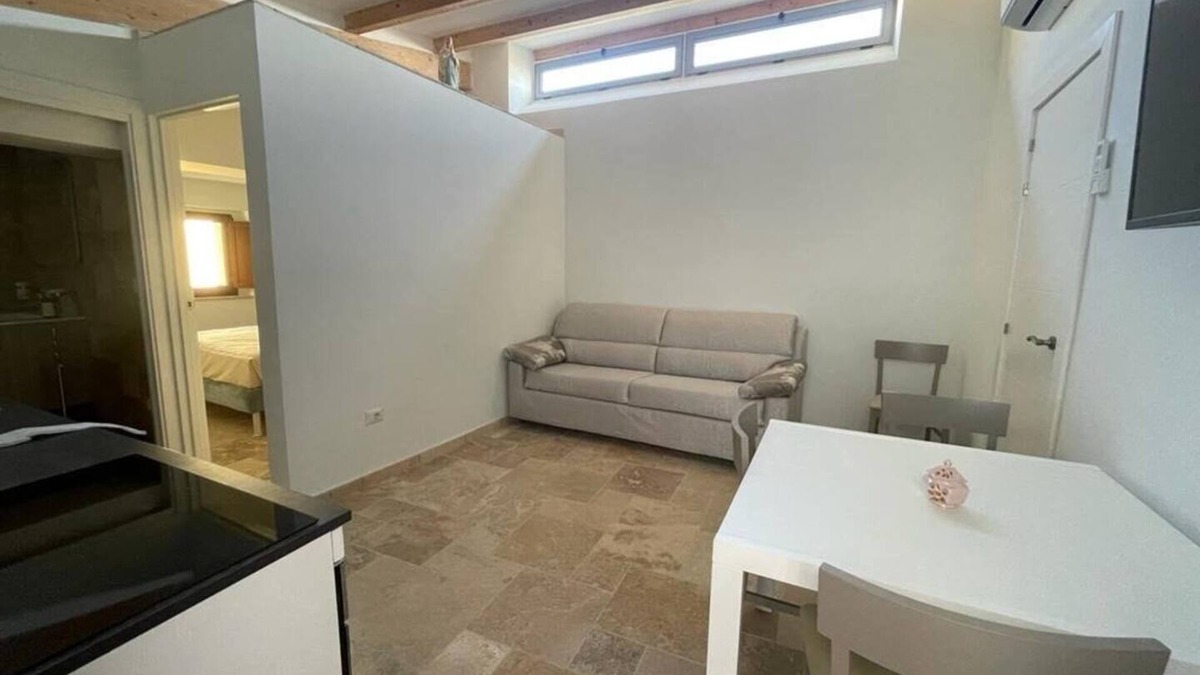 SantʼAgata di Puglia Apartment | Apartment 'Zenna - Arco Pronti' with Mountain View, Wi-Fi and Air Conditioning