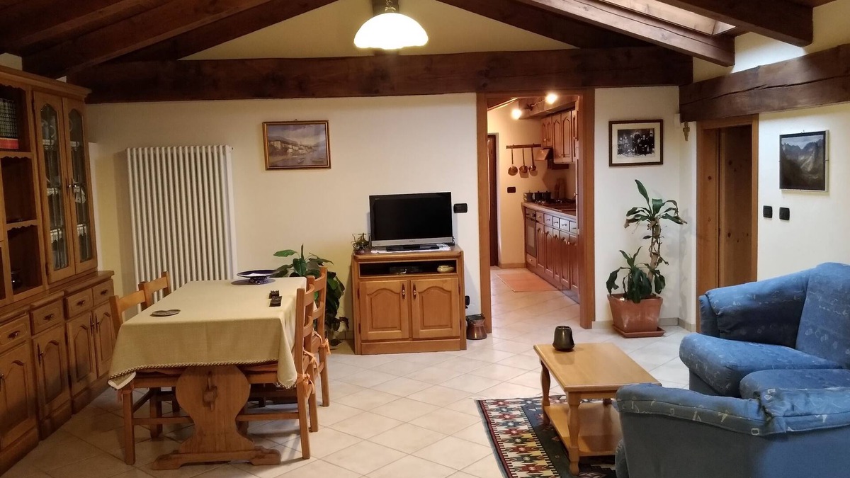 Villar San Costanzo Apartment | Apartment in Villa in Maira Valley With Convenient Courtyard Parking