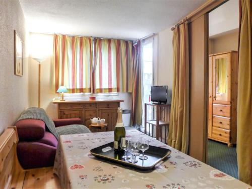 Chamonix City Centre Apartment | Apartment Jonquilles-10 by Interhome