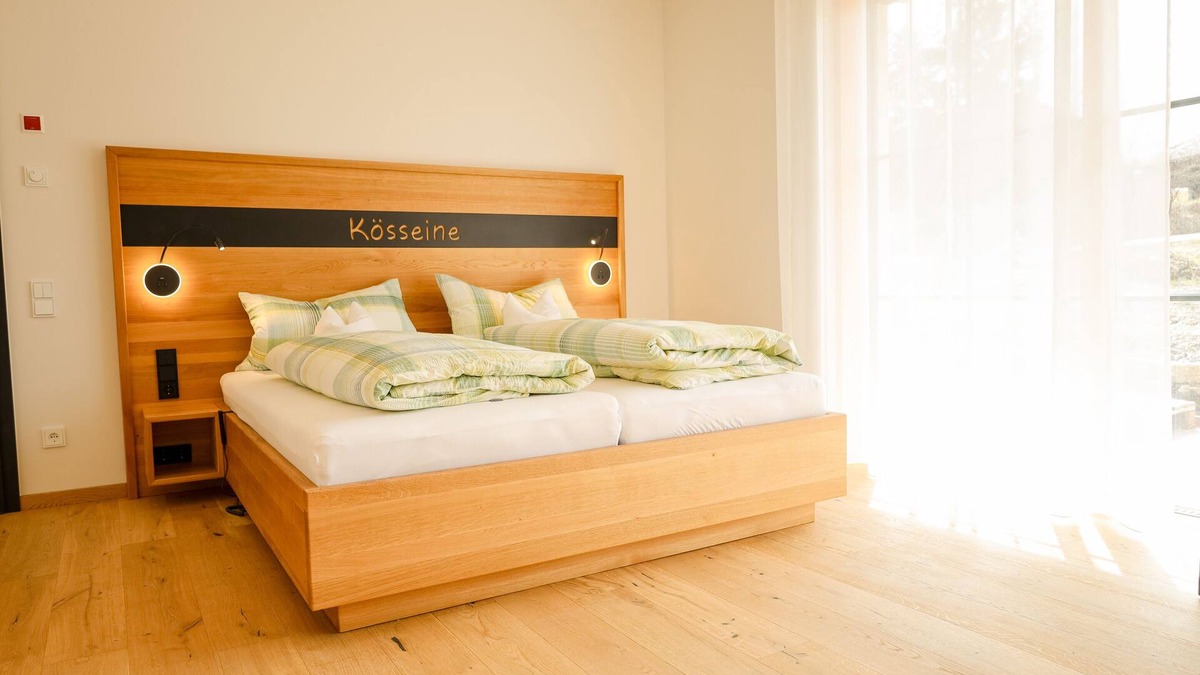 Muenchberg Apartment | Apartment-Kösseine rollstuhlgerecht-Mobility bath