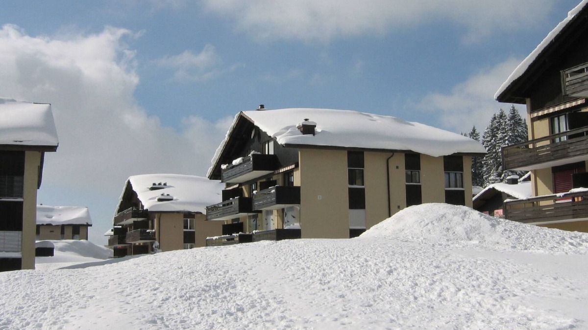 Mitloedi Apartment | Apartment Kaiser D19 by Interhome