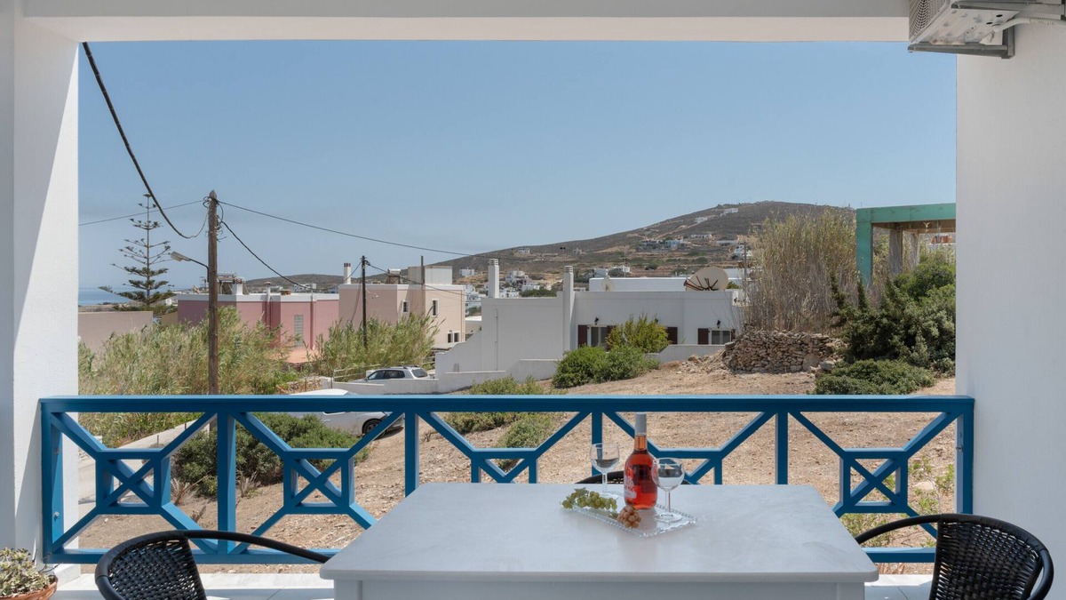 Azolimnos Apartment | Apartment 'Kalliopi’s Apartments' with Sea View, Wi-Fi and Air Conditioning