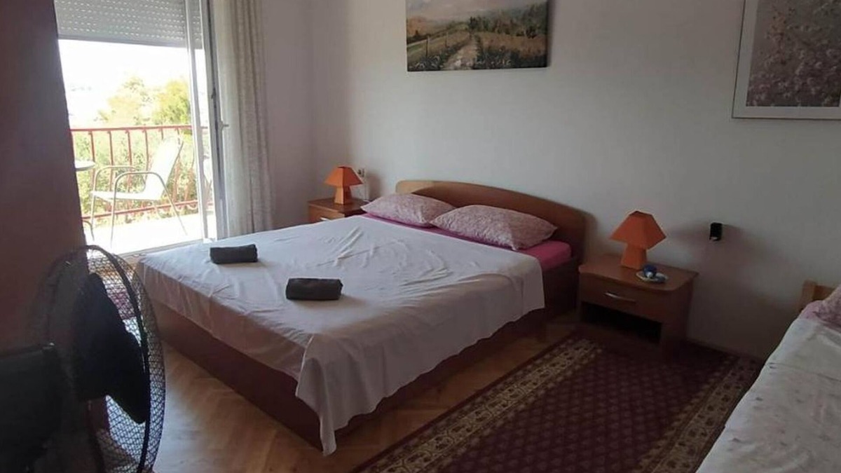 Kamen Apartment | Apartment Kamen (114271-A1) - Split