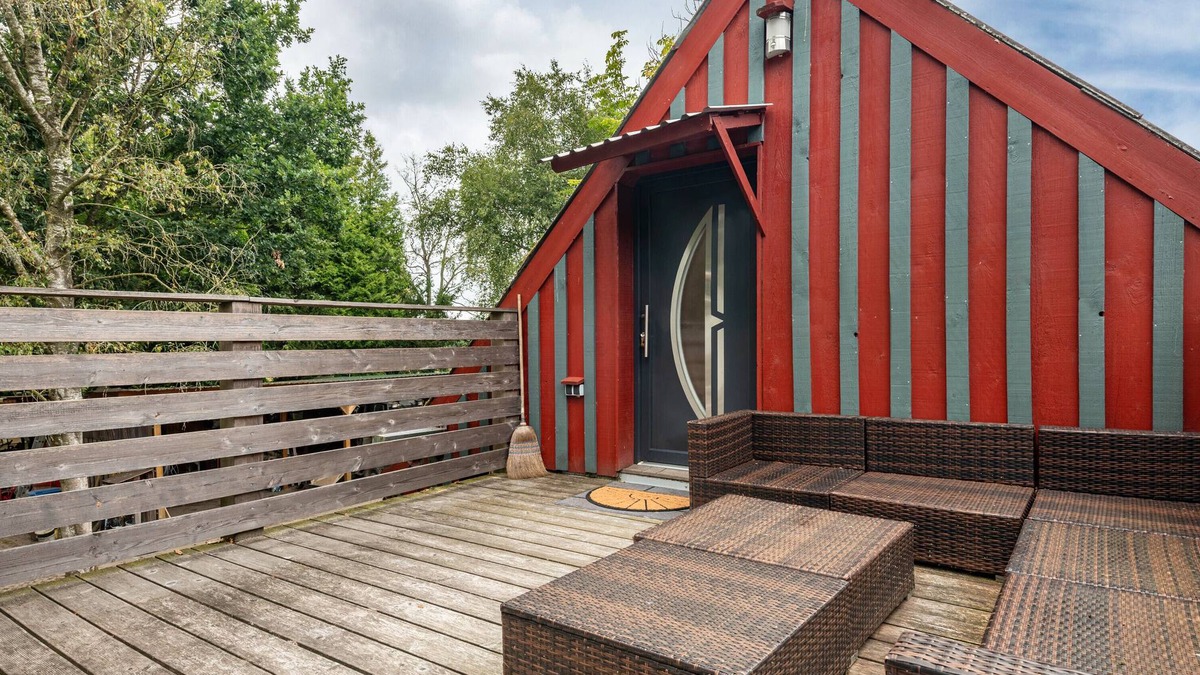 Steinau Apartment | Apartment 'Kanal' with Private Terrace and Wi-Fi
