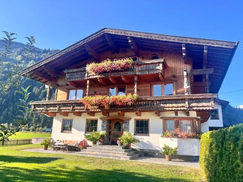 Zell am Ziller Apartment | Apartment Katharina