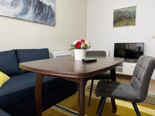 Berkovitsa Apartment | Apartment Kiril and Metodi 41-8А