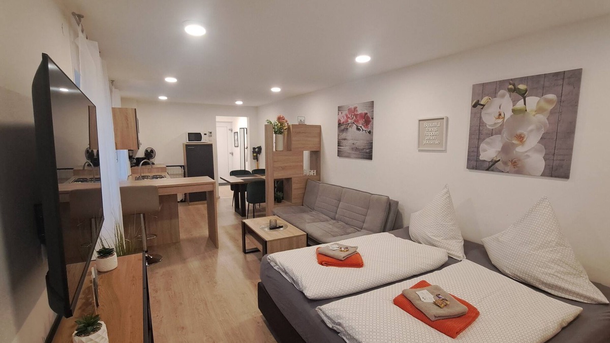 Roding Apartment | Apartment kitchen, WLAN, SMART TV, modern, 1 double bed in Roding