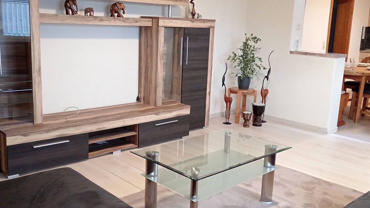 Obrigheim Apartment | Apartment 'Kleines Afrika' with Private Terrace, Shared Garden and Wi-Fi