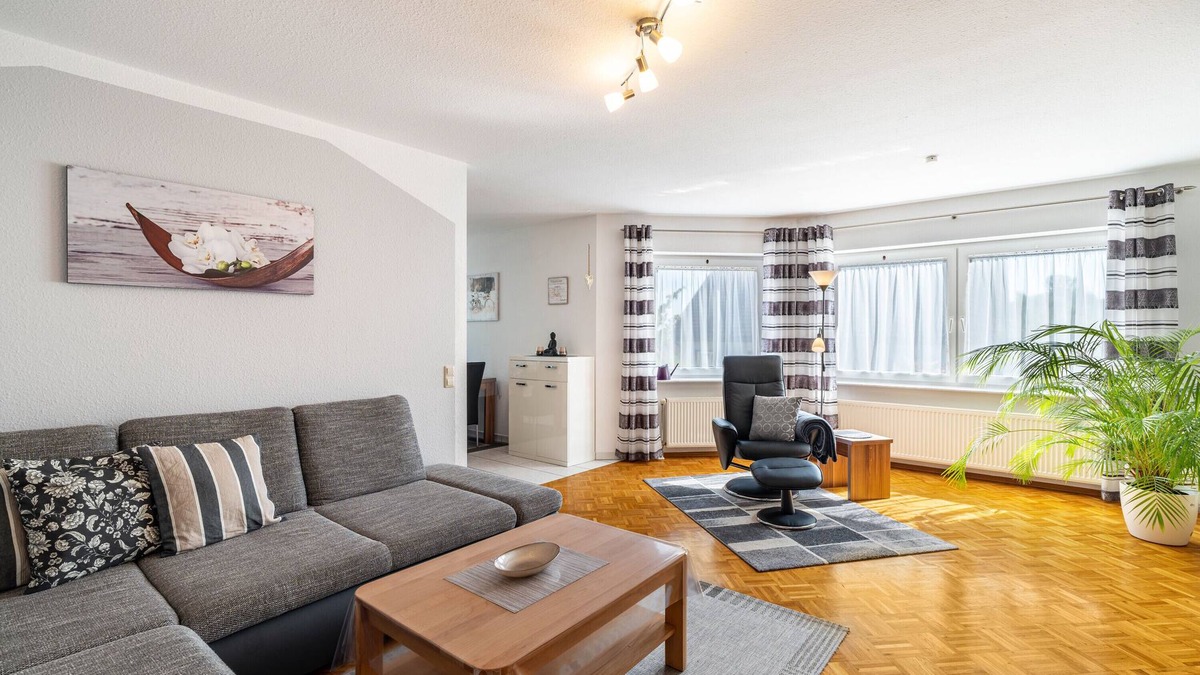 Reichartshausen Apartment | Apartment 'Kraichgau-Nest' with Private Terrace and Wi-Fi