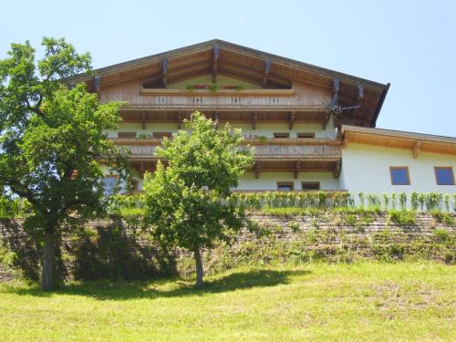 Hippach Apartment | Apartment Kreidl