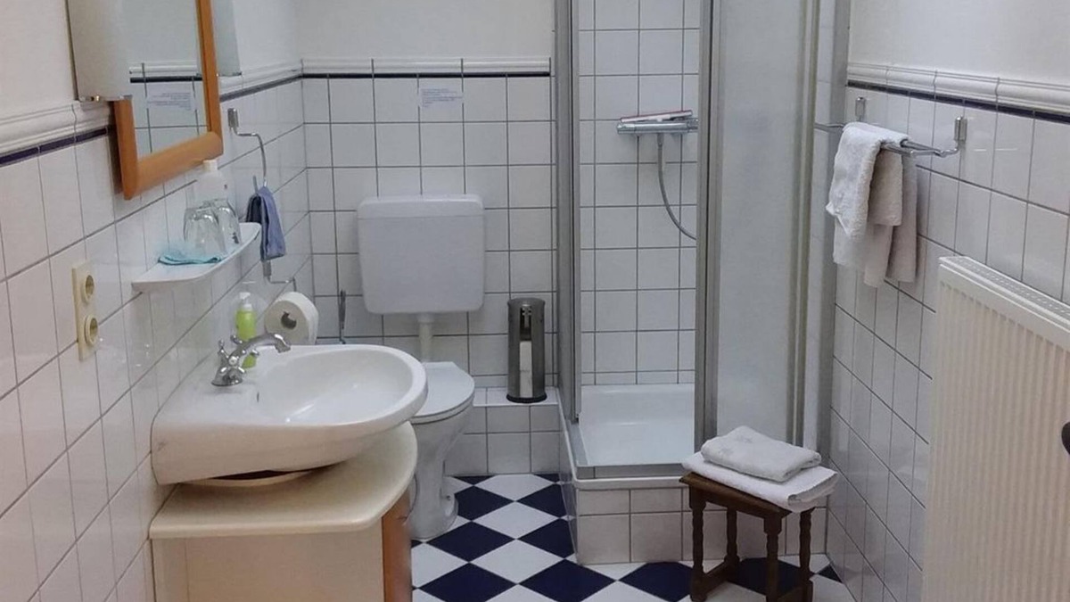 Ehrenberg Apartment | Apartment Kreuzberg 65sqm with terrace - Weiherhof