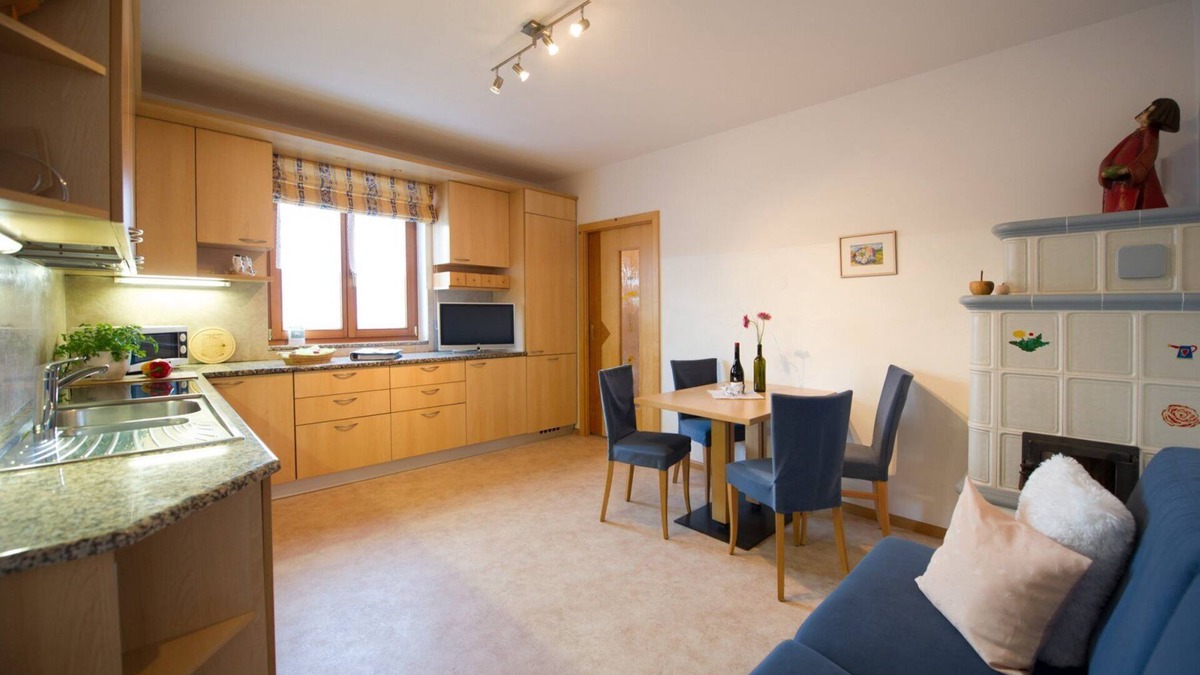Castelvecchio Alto Apartment | Apartment "Kristallhof Golden" with Mountain View, Garden & Terrace