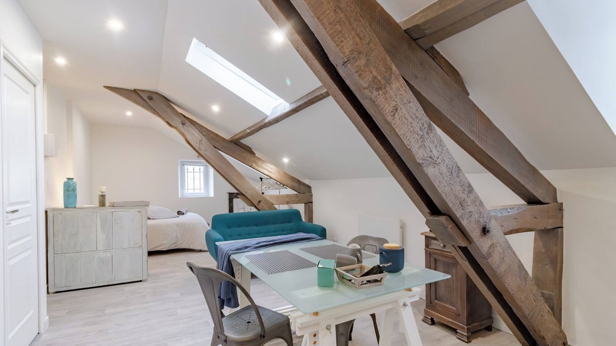 Perigueux Apartment | Apartment 'l'Azure' with Wi-Fi
