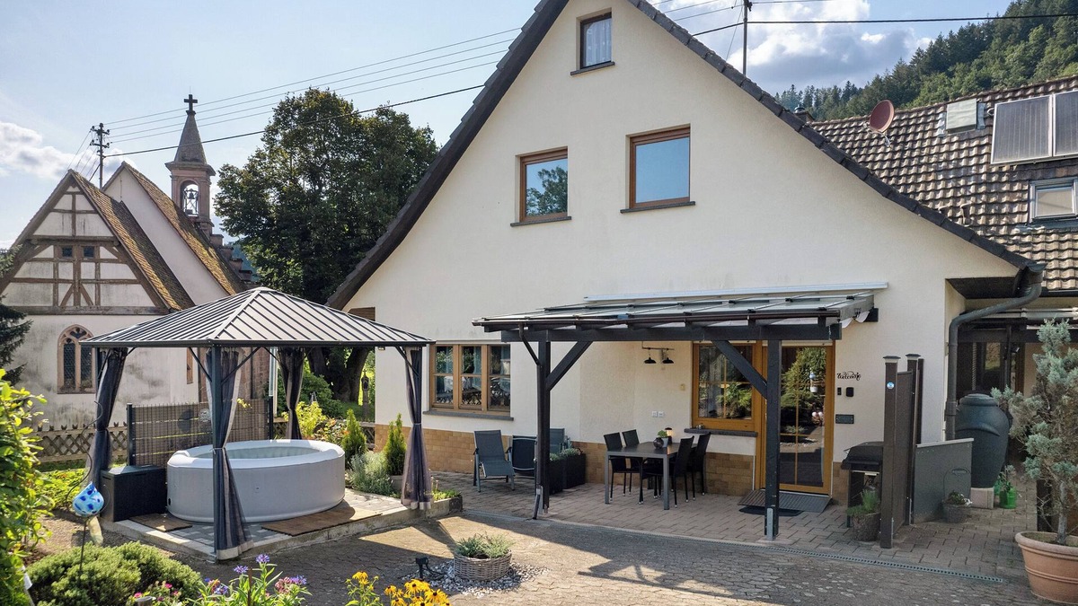 Zell am Harmersbach Apartment | Apartment 'Lydia' with Private Terrace and Wi-Fi