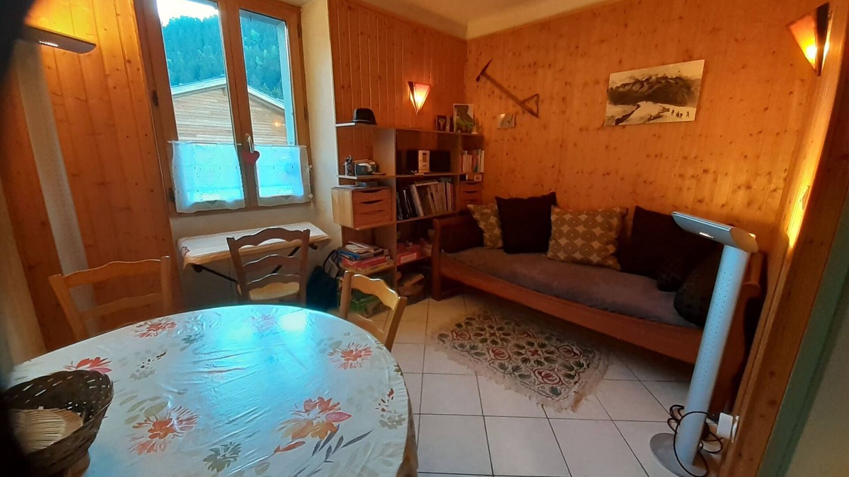 Les Tines Apartment | Apartment 'La Mer De Glace' with Mountain View and Wi-Fi