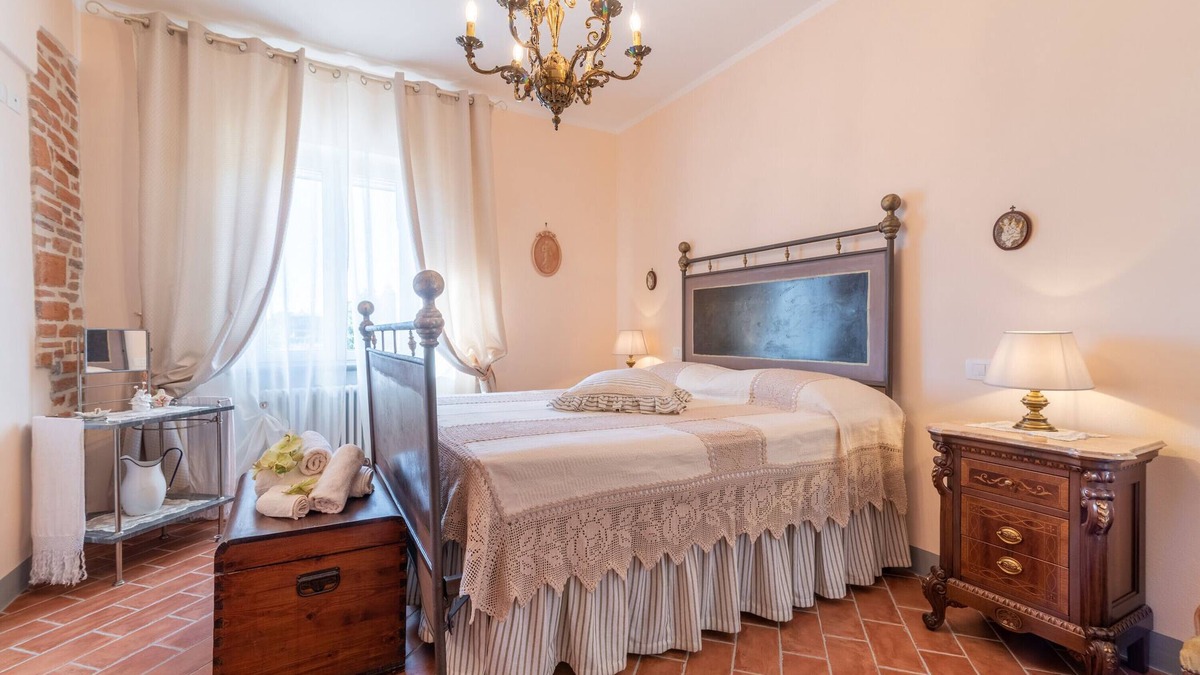 Cortona Apartment | Apartment 'L'Olivo Casa del Nonno Bingheri' with Shared Garden & Wi-Fi