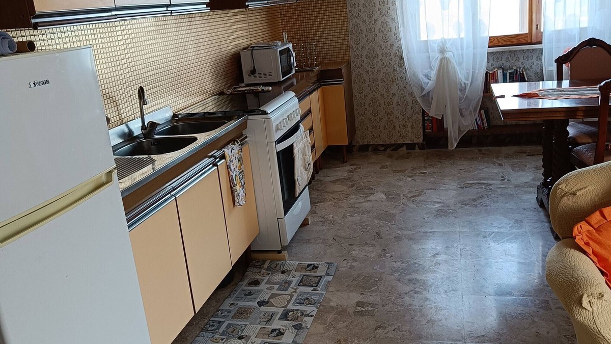 Guardiagrele Apartment | Apartment 'L'Oriente Di Elion' with Sea View, Balcony and Air Conditioning