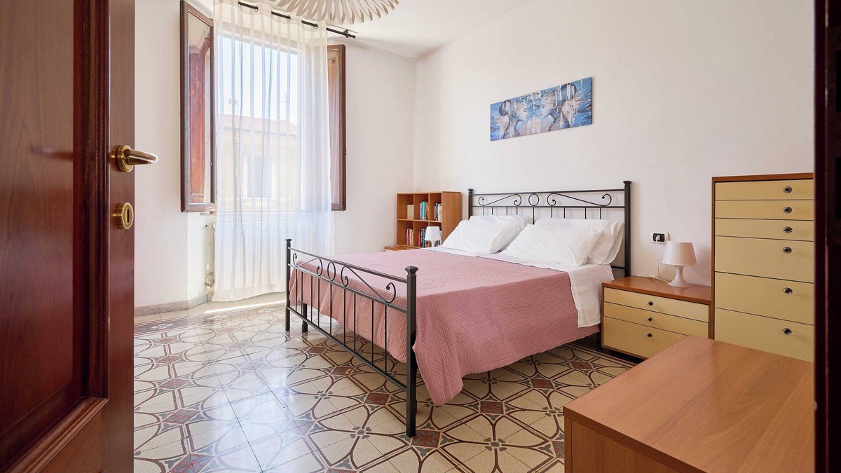 Piombino Apartment | Apartment 'La Casa Di Miki' with Wi-Fi