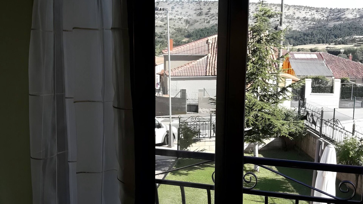 Abejar Apartment | Apartment 'La Casa Nueva' with Balcony, Wi-Fi and Air Conditioning