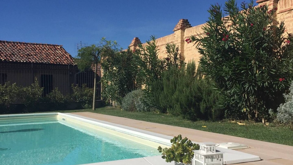 Viarigi Apartment | Apartment 'La Corte Dei Grappoli' with Shared Pool, Wi-Fi and Air Conditioning