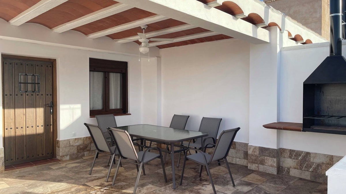 Chiclana de Segura Apartment | Apartment 'La Teja 6' with Mountain View, Wi-Fi and Air Conditioning
