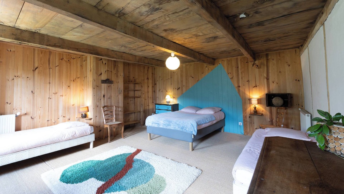 Valgorge Apartment | Apartment 'La Ferme De Chalas - Appart'chambre' with Shared Pool, Shared Terrace and Wi-Fi