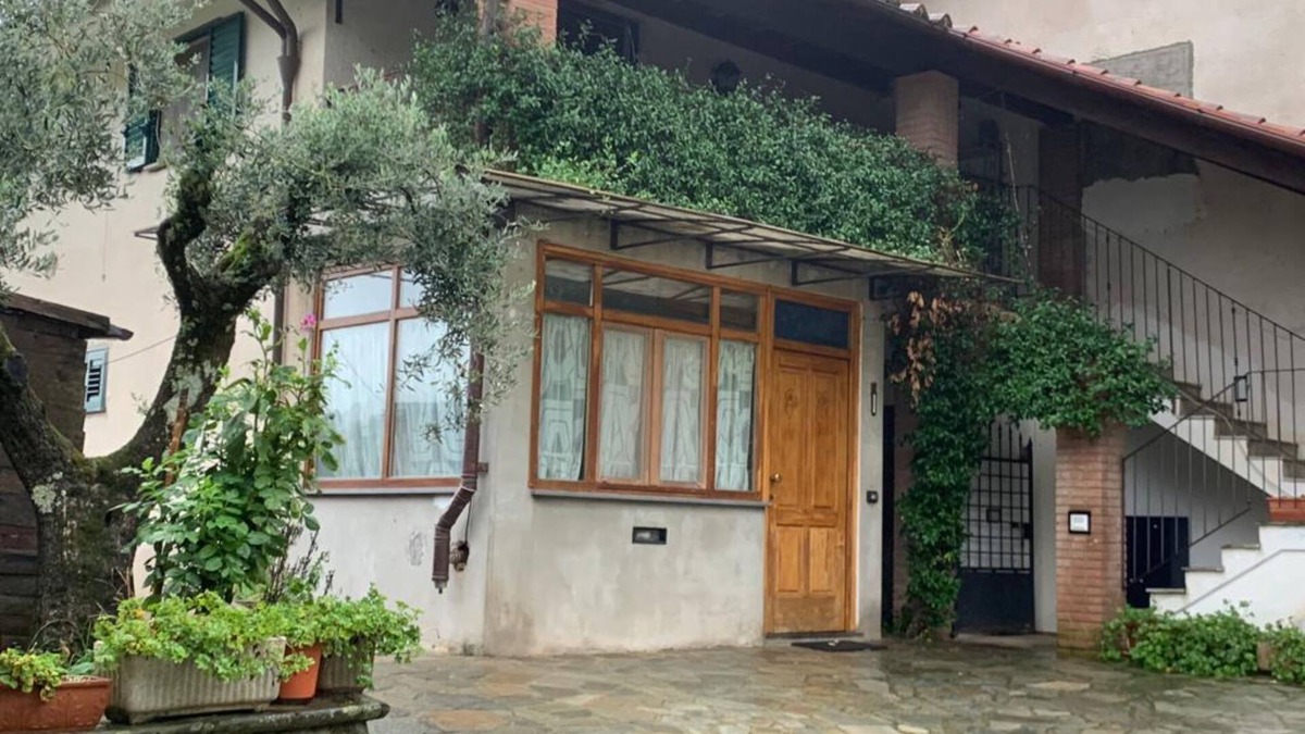 Macchino Apartment | Apartment "La Poiana" with Mountain View, Shared Pool & Wi-Fi