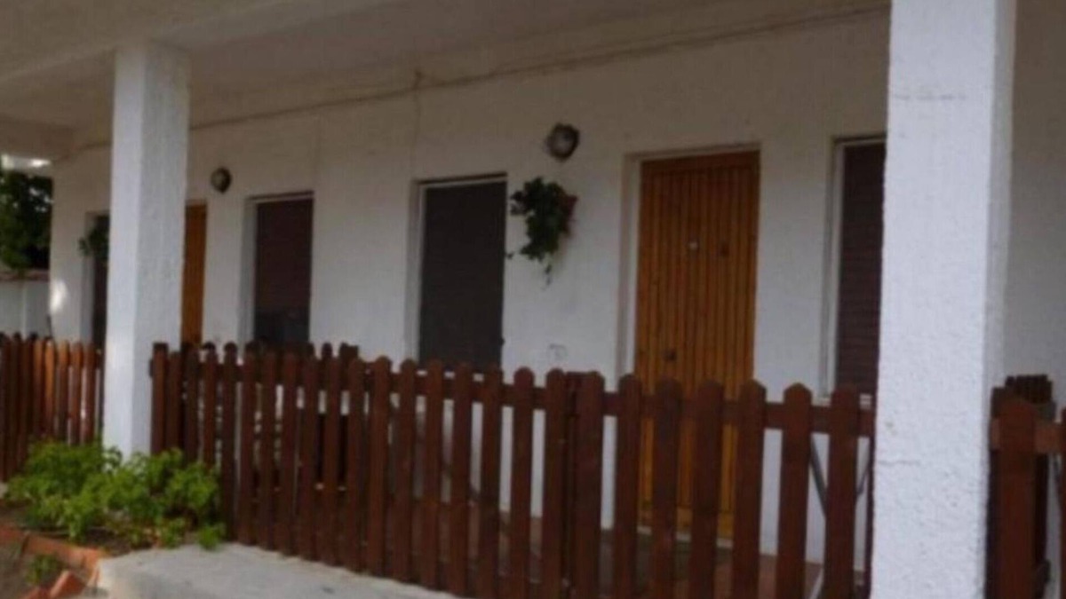Calimera Apartment | Apartment 'La Quiete - Veranda Piccola 3' with Shared Pool, Wi-Fi and Air Conditioning