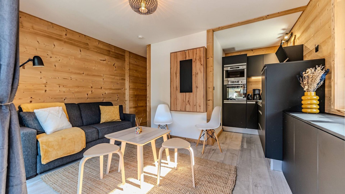 Les Gets Apartment | Apartment La Terrasse de Roma - LES GETS: right in the center and at the foot of the slopes