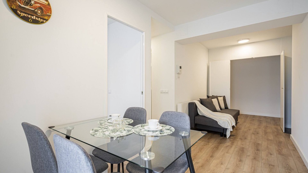 El Pilar Apartment | Apartment La Vaguada M (PMO10)