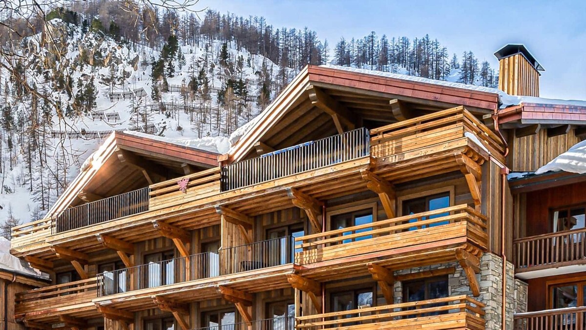 Val-d'Isere Villa | Apartment La Vue - Four Bedroom Villa, Sleeps 9