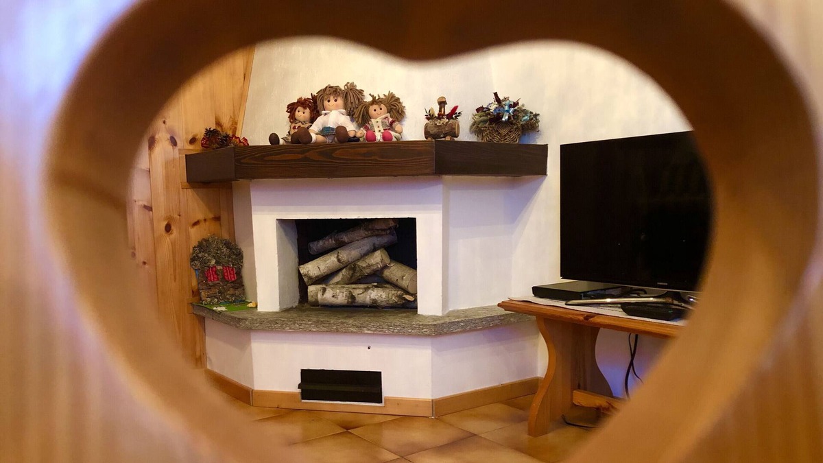 Dosso Veronza Apartment | Apartment 'Lagorai 2 Villaggio Veronza' with Mountain View, Shared Garden and Wi-Fi