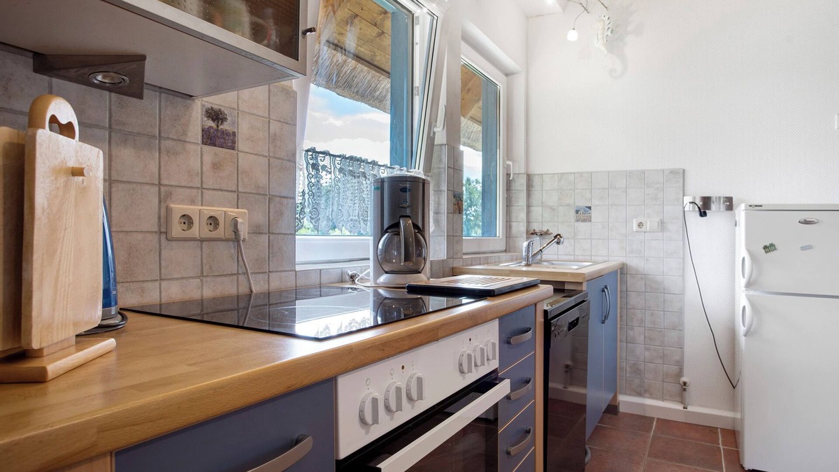 Peenemuende Apartment | Apartment 'Landhaus Peenemnde' with Private Terrace, Private Garden and Wi-Fi