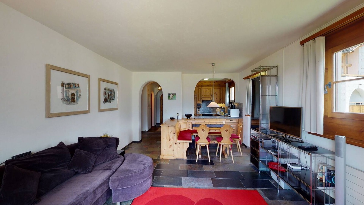 Zuoz Apartment | Apartment Larschigna - Attractive 3.5-Room Apartment