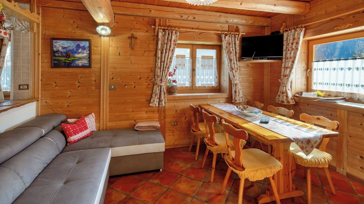 Caviola Apartment | Apartment 'Lastei' with Mountain View, Shared Garden and Wi-Fi
