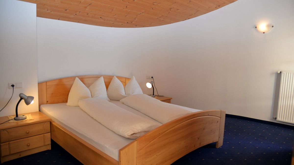 Nova Ponente Apartment | Apartment "Latemar" with a fantastic view of the mountains and in a quiet location
