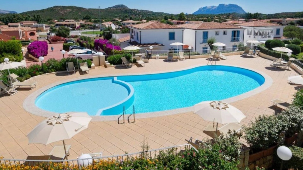 Murta Maria Apartment | Apartment 'Lazulite - Sardinia Vacation' with Shared Pool, Wi-Fi and Air Conditioning