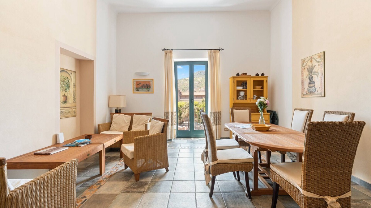 Bosa Historic Centre Apartment | Apartment 'Le Residenze In Piazza' with Balcony, Wi-Fi and Air Conditioning