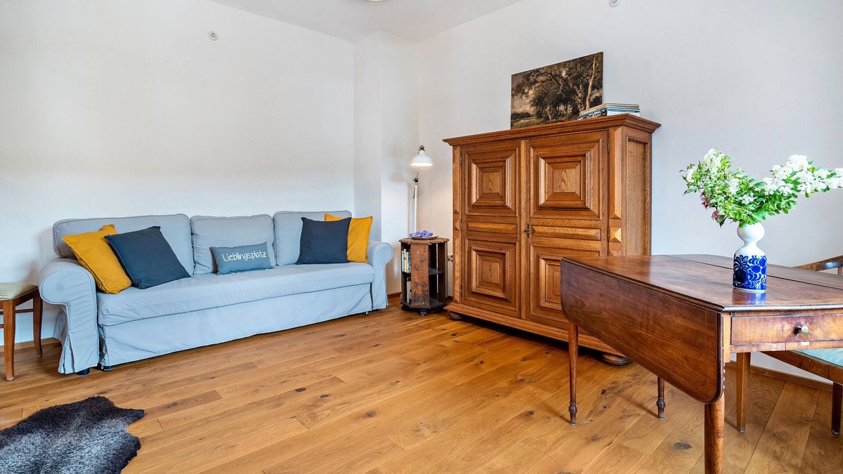 Gompelscheuer Apartment | Apartment 'Lehrerzimmer' with Mountain View, Shared Terrace and Wi-Fi